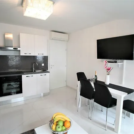 Arbel Apartments Porec Exterior photo