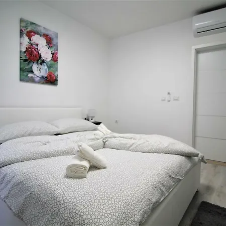 Arbel Apartments Porec Exterior photo